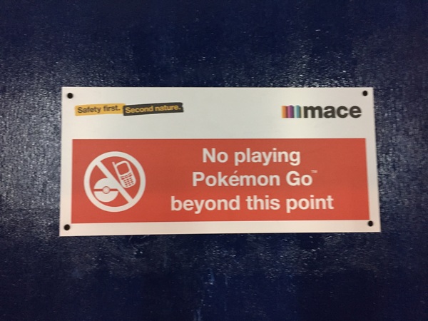 Pokemon Go #5. In which Grimer runs a Muk and gets slapped round the chops with a Flappy Fish.