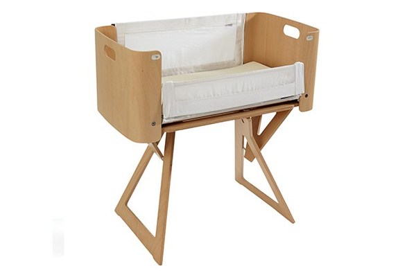 ** Title changed by MNHQ ** AIBU To think that the bednest thing looks dangerous !!!!