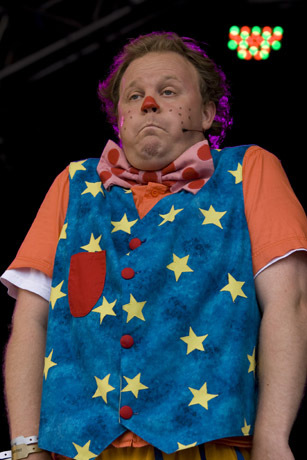 To have a huge crush on Justin Fletcher/Mr Tumble?