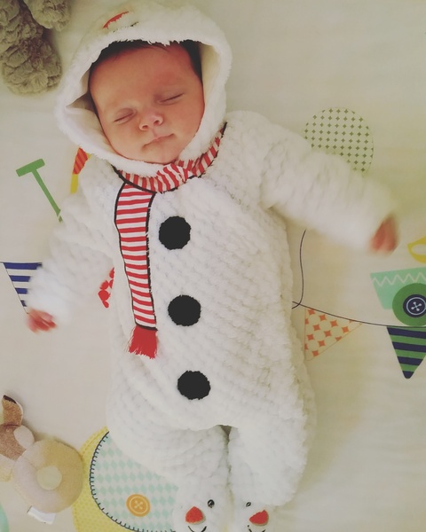 Thread 13. TTC #1 Grads. Some of us still remember that thing called "a full nights sleep" for most, it's a mere memory.