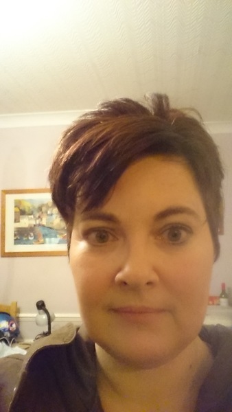 Have booked in for a big haircut/restyle tomorrow.  Come look at photos and advise please.