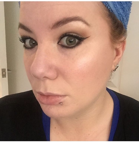 Is anyone brave/confident enough to post a pic of their skin without any make up??
