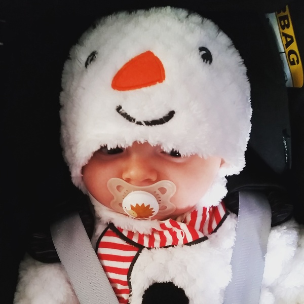 Thread 13. TTC #1 Grads. Some of us still remember that thing called "a full nights sleep" for most, it's a mere memory.