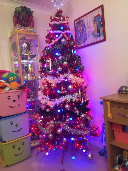 How much of a prat am I going to look if I ask them to replace this tree?
