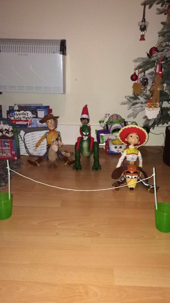 Do we have a show us yer elf thread