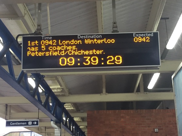 Festive Frugaleers - Chatting and saving through Christmas.