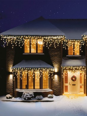 Squint Christmas lights on my house