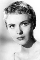 Have booked in for a big haircut/restyle tomorrow.  Come look at photos and advise please.