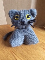 Any knitters who could help me with a Christmas present?