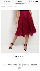 What top to go with these skirts?