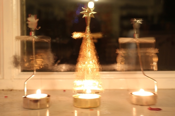 Swagger Inn Thread 141 - May every wench find an hbf under her --duvet-- mistletoe this Christmas