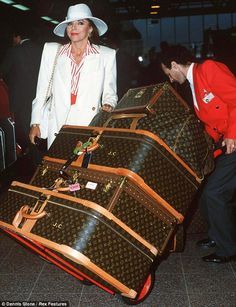 Glamorous/Designer Flying Travel Bag Recommendations (Handbag Not Carry on)