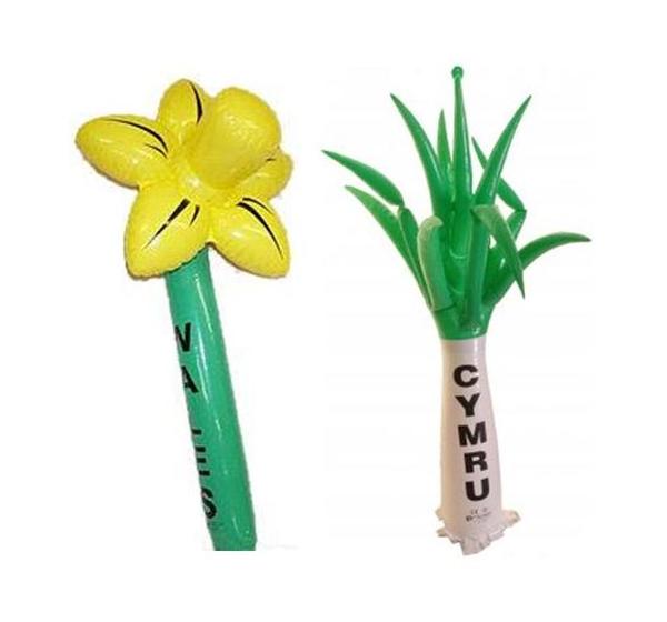 Swagger Inn Thread 141 - May every wench find an hbf under her --duvet-- mistletoe this Christmas