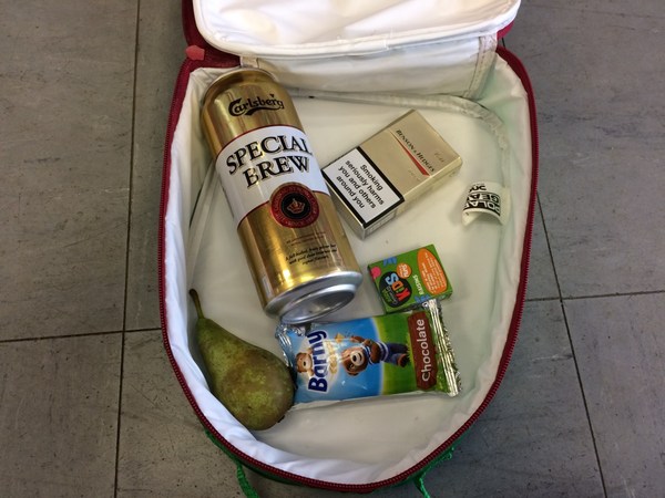 to show you these pictures of Danish children's packed lunches?