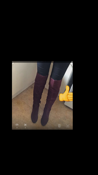 Do you like these knee boots? I don't look like a stripper do I?