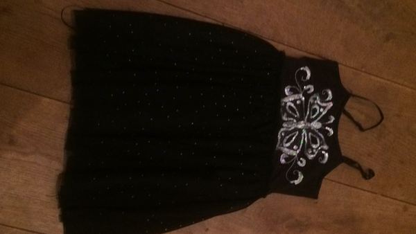 Please help me find this dress for my 3 year old