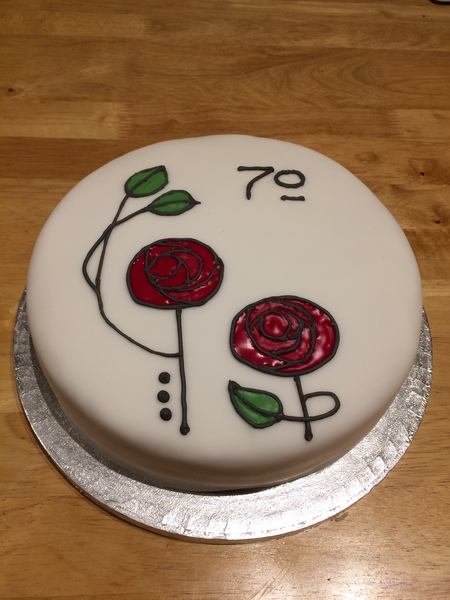 How should I store a cake overnight?