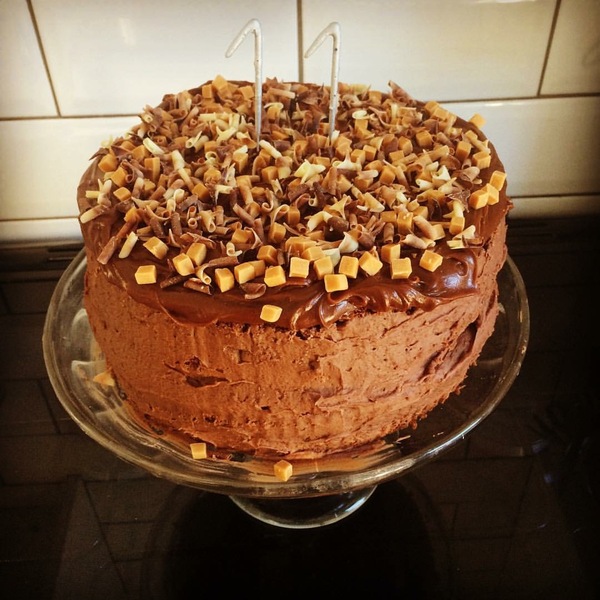 Salted caramel cake recipe please?