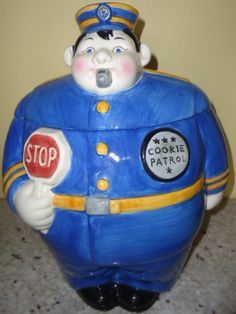 Biscuit police -AIBU?
