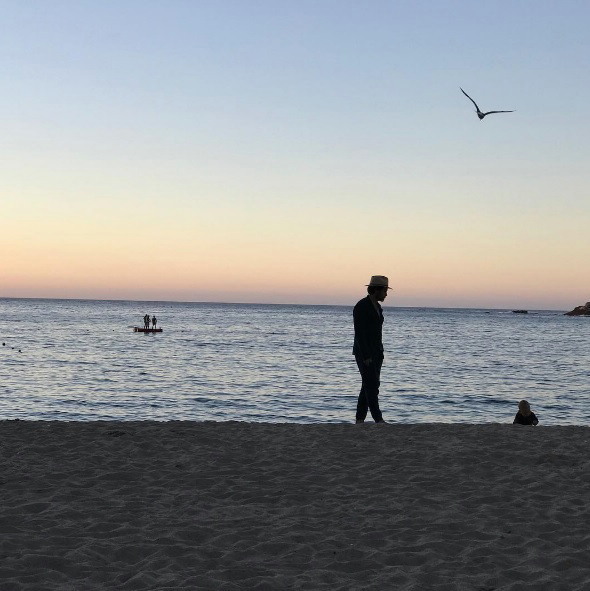 Swagger Inn Thread 142 - in which the holidays are over and we're back to normal perving hours