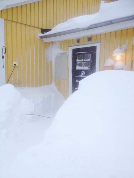 Swagger Inn Thread 142 - in which the holidays are over and we're back to normal perving hours