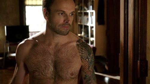 Swagger Inn Thread 141 - May every wench find an hbf under her --duvet-- mistletoe this Christmas