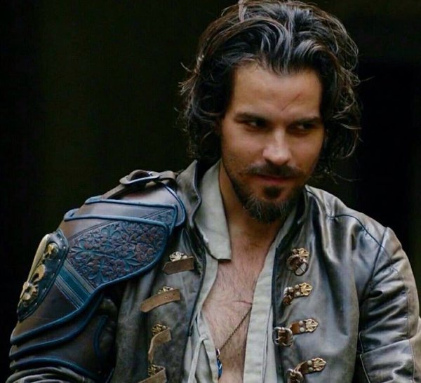 Swagger Inn Thread 142 - in which the holidays are over and we're back to normal perving hours