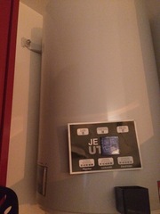 AIBU Paris apartment boiler issues - posting for traffic!!!