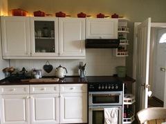 Painting tiles