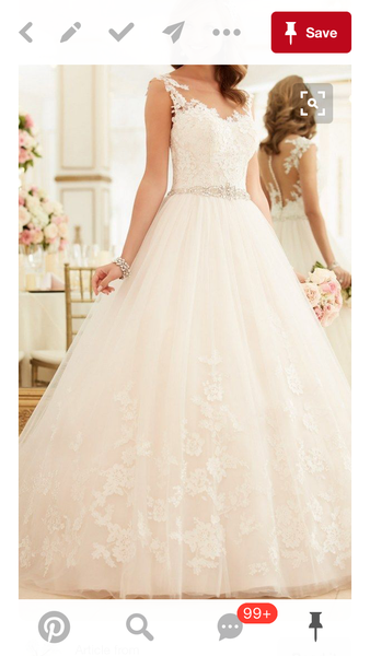 Show me your wedding dress