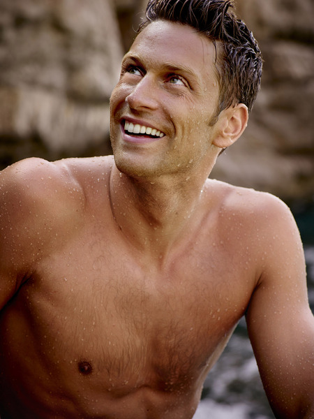 Swagger Inn Thread 142 - in which the holidays are over and we're back to normal perving hours