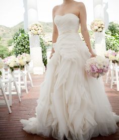 Show me your wedding dress?