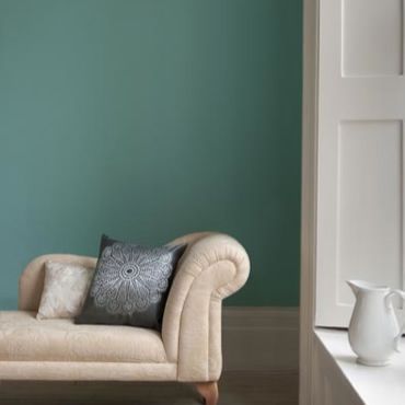 Would I be crazy to paint my entire sitting room blue?