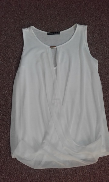 Please help me??! I need a Top to go with smart jeans or a pencil skirt!