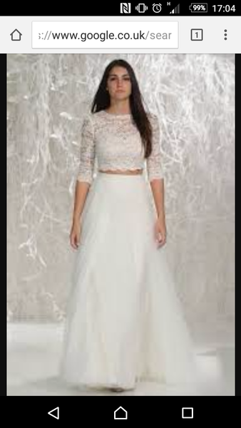 Show me your wedding dress?