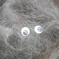 AIBU to wonder why people keep leaving piles of hair by the river (pics)