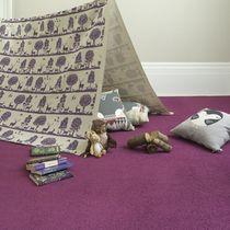 What colour (or shade) to go with horrible purple carpet?