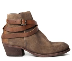What ankle boots do we wear with dresses and opaque tights?