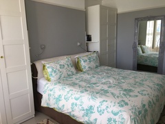 ...to see what your (master) bedroom looks like?