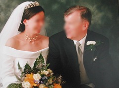 Show me your wedding dress?