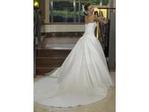 Show me your wedding dress?