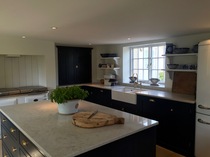 Kitchen companies (deVOL, Higham etc) or local joiner to make plain english/shaker style in-frame kitchen?