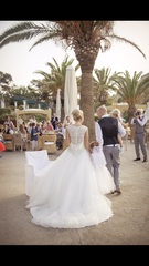 Show me your wedding dress?