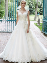 Show me your wedding dress?