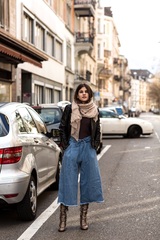 What can I wear with kneelength denim jumpsuit in the winter?