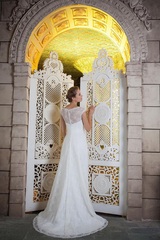 Show me your wedding dress?