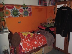DD's bedroom is bright orange; if I'm selling do I need to repaint it?