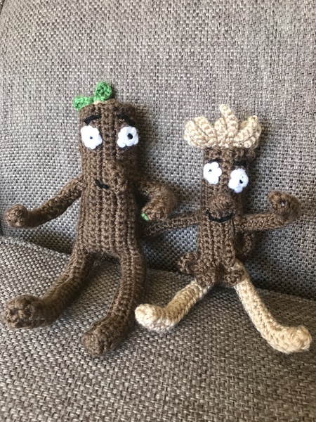 Crocheting eyes and noses