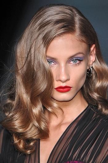 To think that calling hair 'mousy' is an insult, not a description of the colour