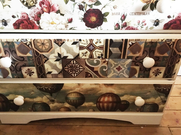 Mustard coloured bedroom walls ...